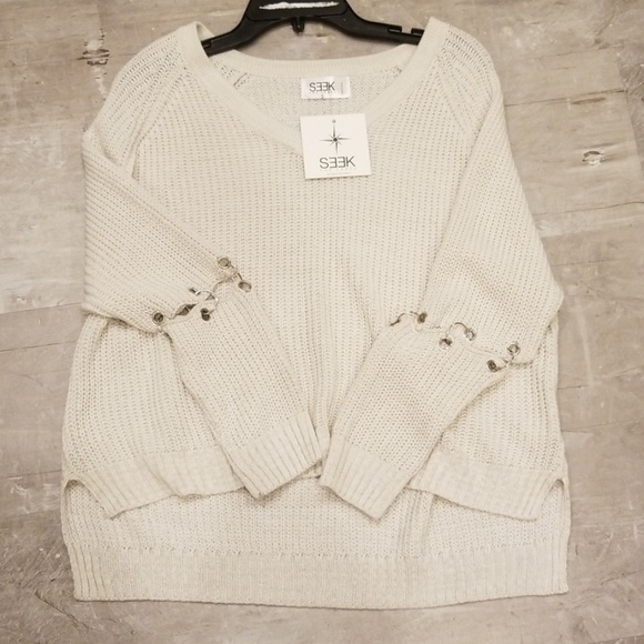 💕LF Seek the Label💕 Chunky Knit Sweater S NWT - Picture 5 of 6